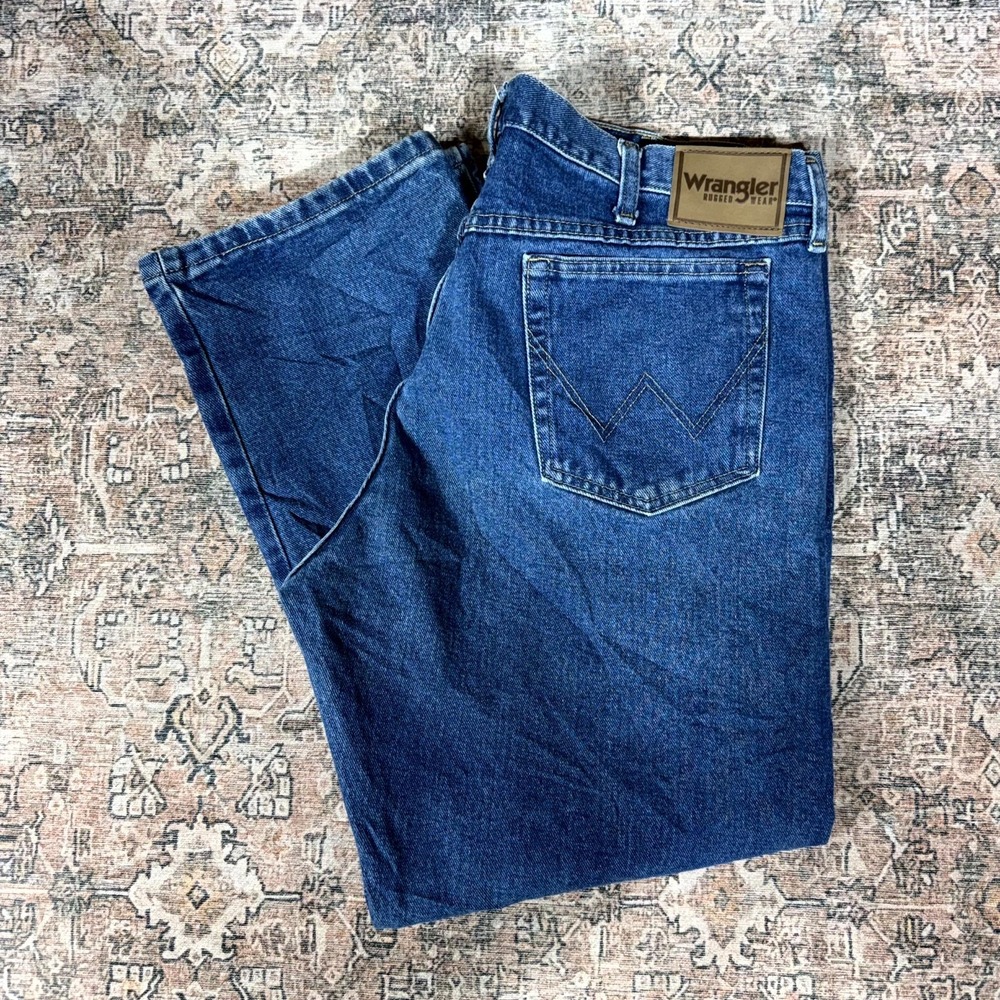 Wrangler Rugged Wear Jeans Men's 38x29 Blue Cotton Denim Straight Leg Workwear